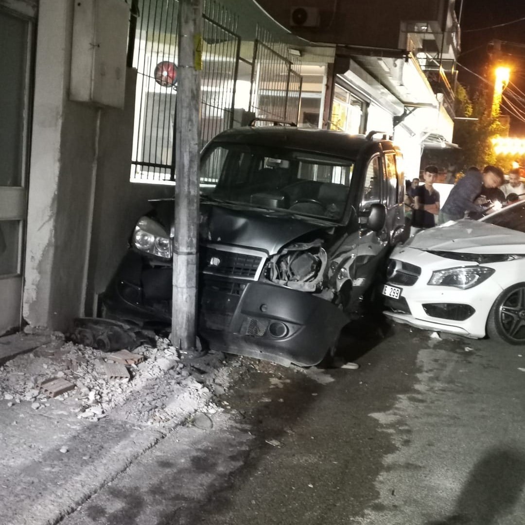 İzmir’deki cinayetin güvenlik kamerası görüntüleri ortaya çıktı 6 izmirdeki cinayetin guvenlik kamerasi goruntuleri ortaya cikti 2