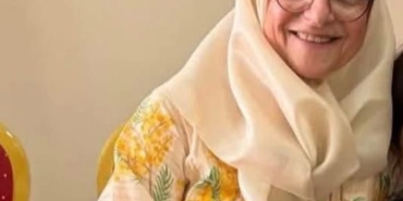 izmirdeki-feci-kazada-agir-yaralanan-yazar-yasam-mucadelesini-kaybetti-k8DfkFnr.jpg