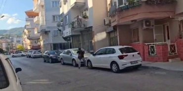 izmirdeki-polis-merkezi-saldirisinda-saniklar-hakim-karsisinda-XfQ6NbHz.jpg