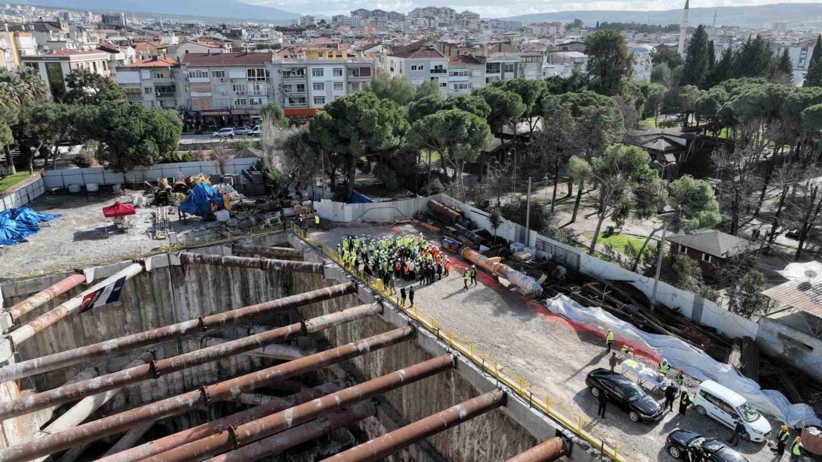izmirin dev projesi buca metrosunda tunel kazilari tamamlandi 4