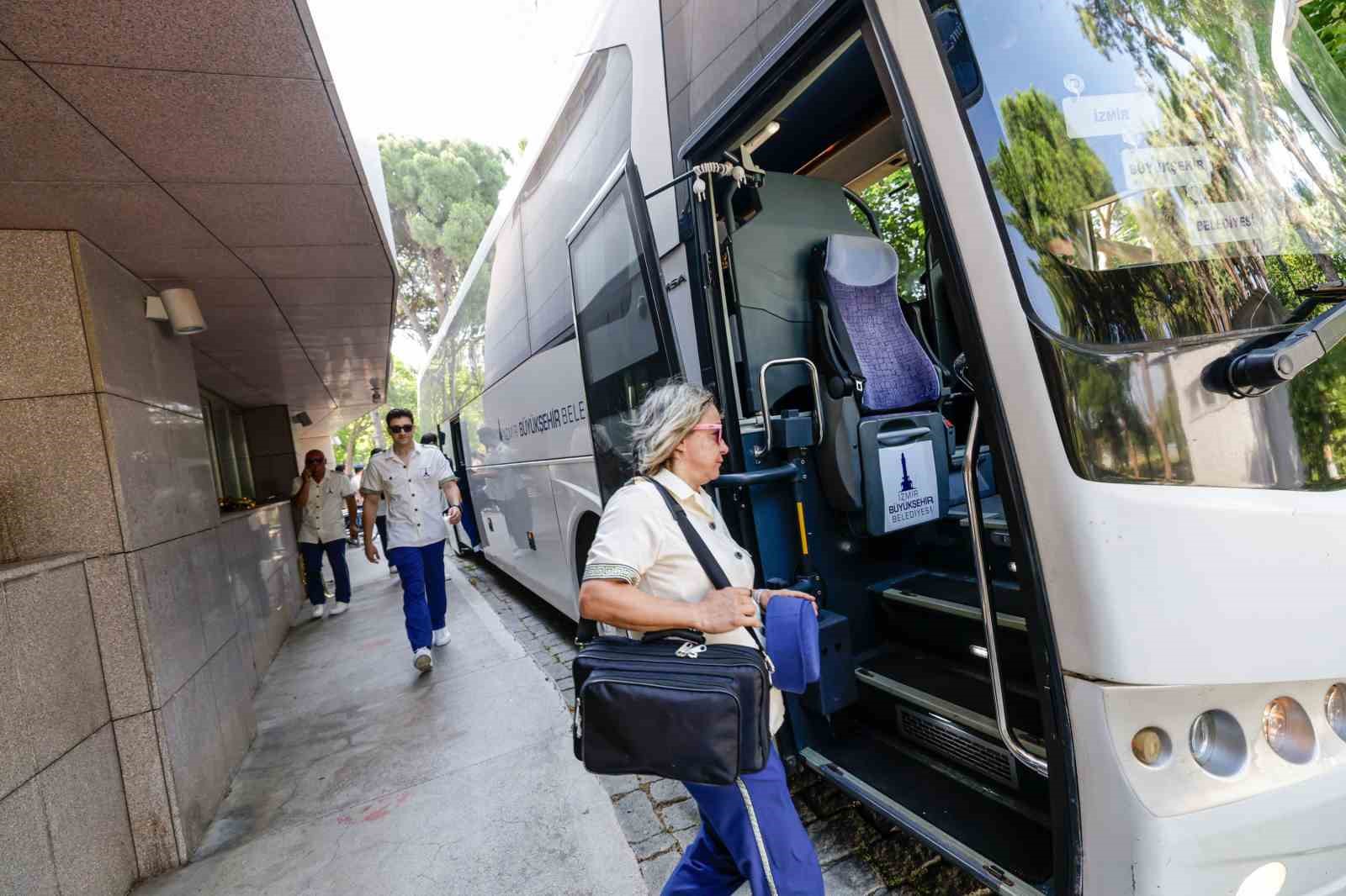 İzmir’in tarihine 83 yıldır "müzikle" tanıklık ediyorlar 5 izmirin tarihine 83 yildir muzikle taniklik ediyorlar 1 HckJA11Z