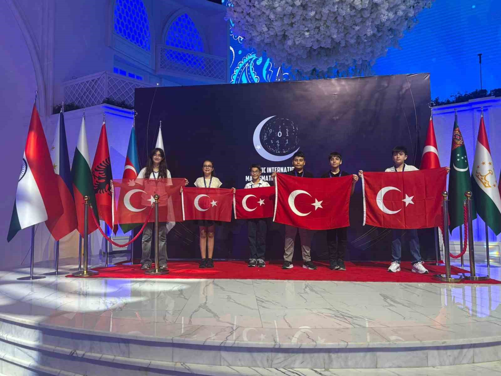 izmirli ogrencilerden matematik olimpiyatlarinda dunya derecesi 3 ci2t1hGa