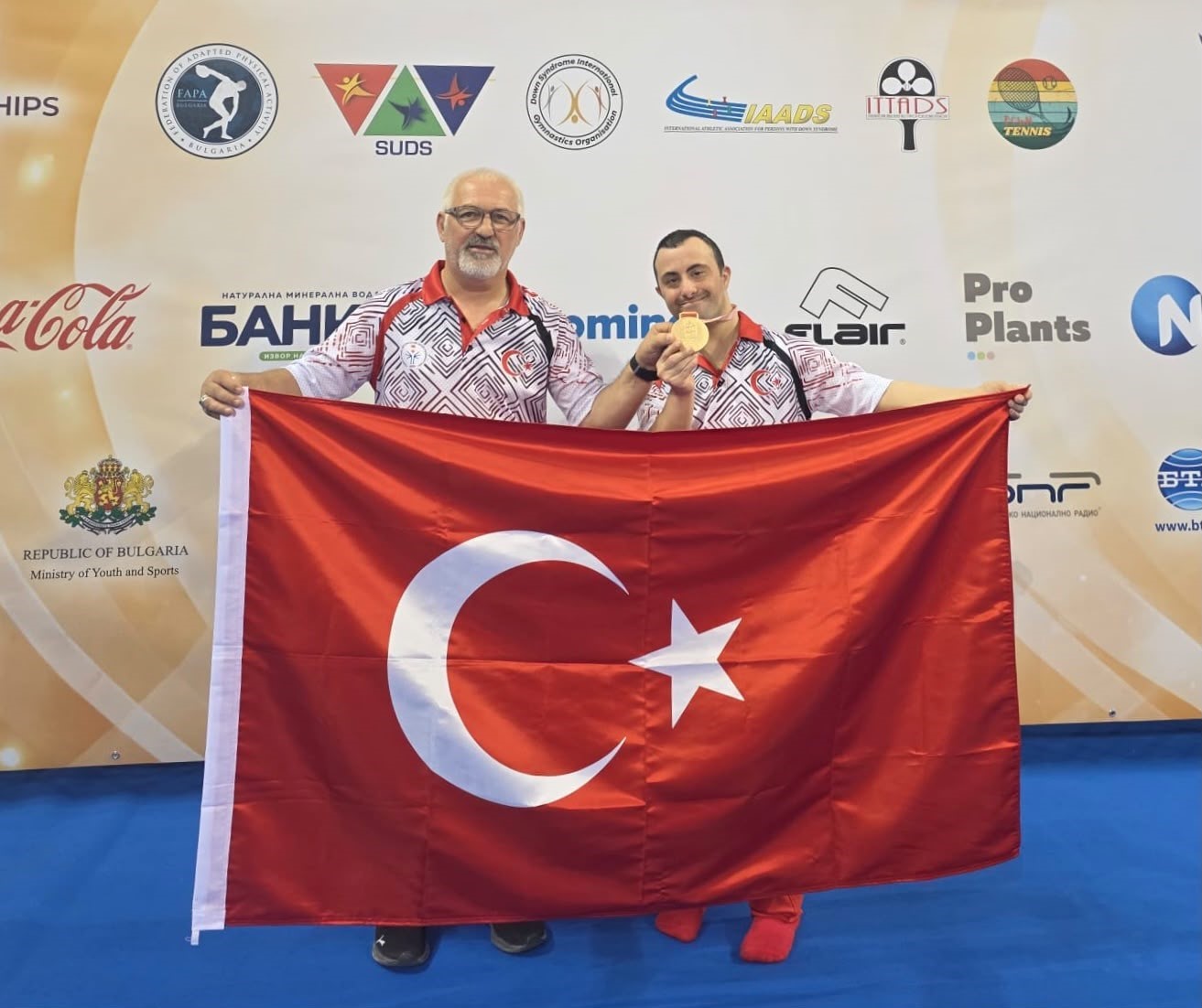 İzmirli sporcudan tarihi başarı 4 izmirli sporcudan tarihi basari 0 RudIWNtU