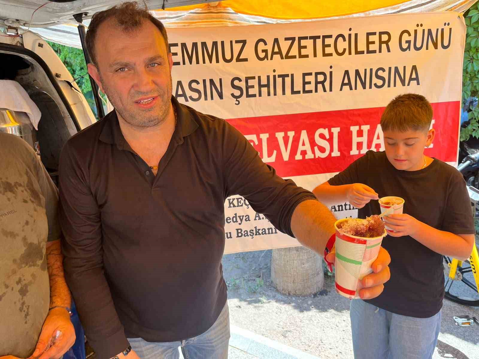 izmirliler kavurucu sicakta kar helvasi ile serinledi 3 TB1dZKkm