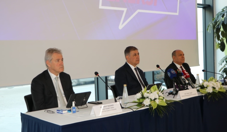 izmirmeets-2025-zirvesi-basliyor-sTOB8ivR.jpg