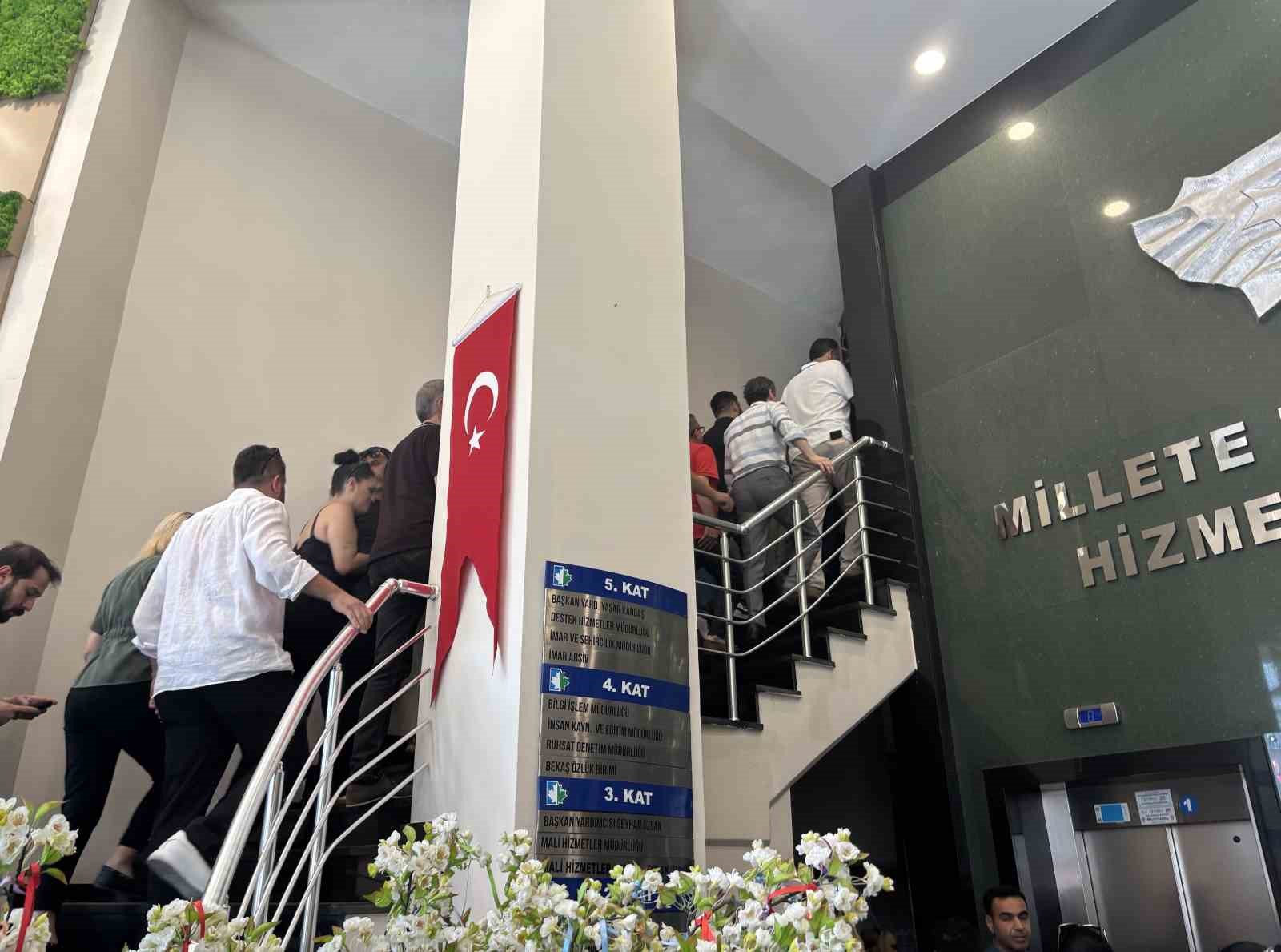 İzmit Belediyesi’ndeki aramalar bitti 6 izmit belediyesindeki aramalar bitti 2 HKX3QreA