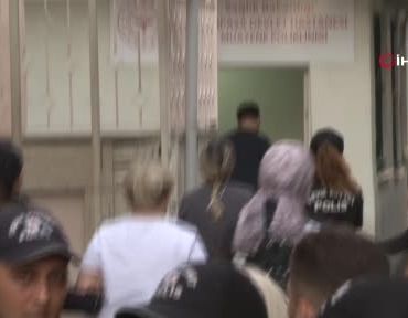 izmit-belediyesine-yonelik-yurutulen-sorusturmada-izmit-belediye-baskani-fatma-kaplan-hurriyetin-de-bulundugu-20-51nOasKA.jpg