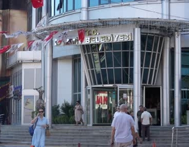 izmit-belediyesinin-eski-satin-alma-muduru-mehmet-sevket-verit-hakkinda-tutuklama-talebi-QTvXgPZE.jpg