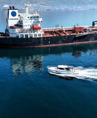 izmit-korfezinden-7-bin-90-metrekup-atik-ayristirildi-hH5lEuHz.jpg