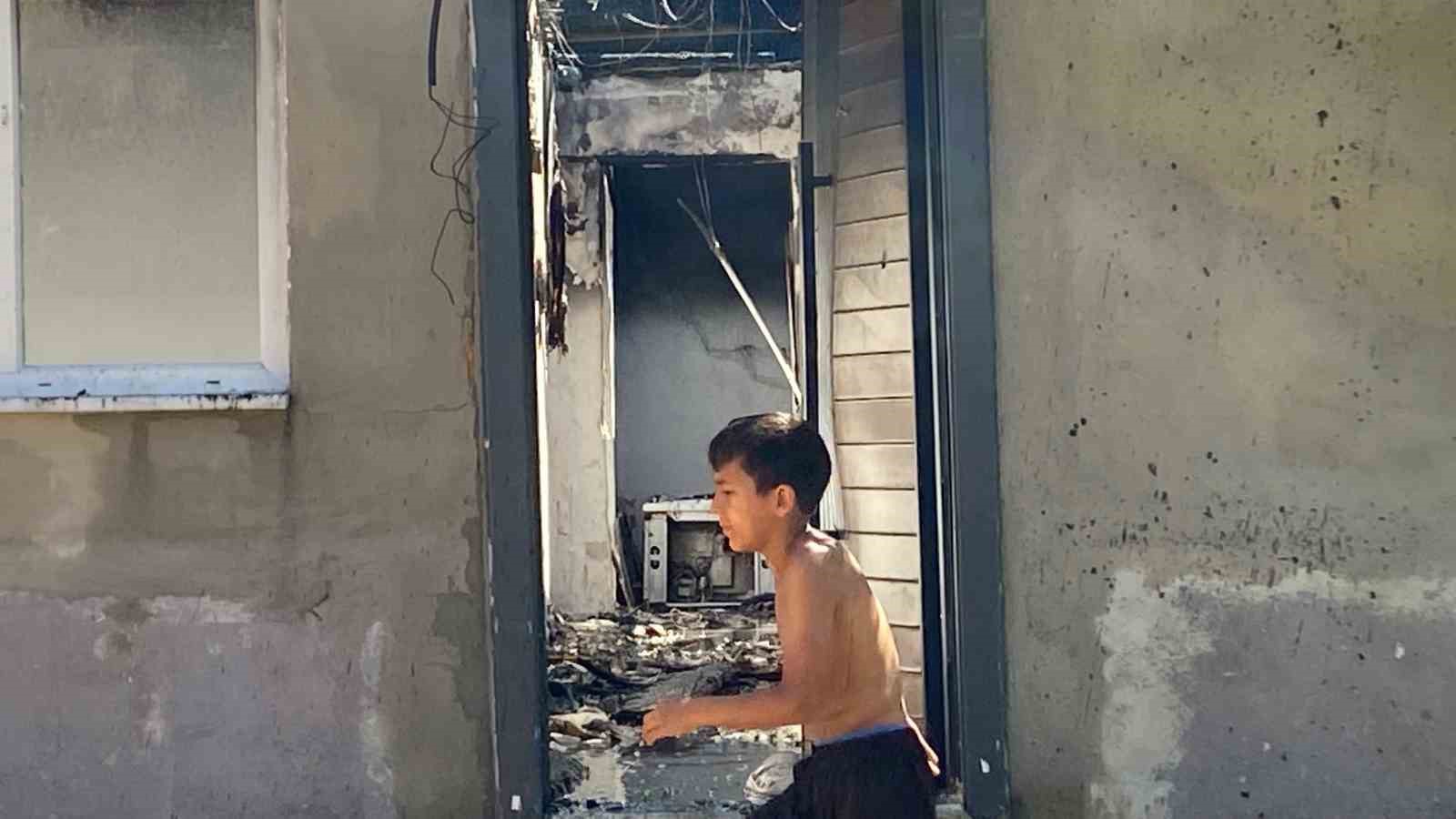 İzmit’te ev yangınında kundaklama şüphesi 5 izmitte ev yangininda kundaklama suphesi 1 6tEcrZZr