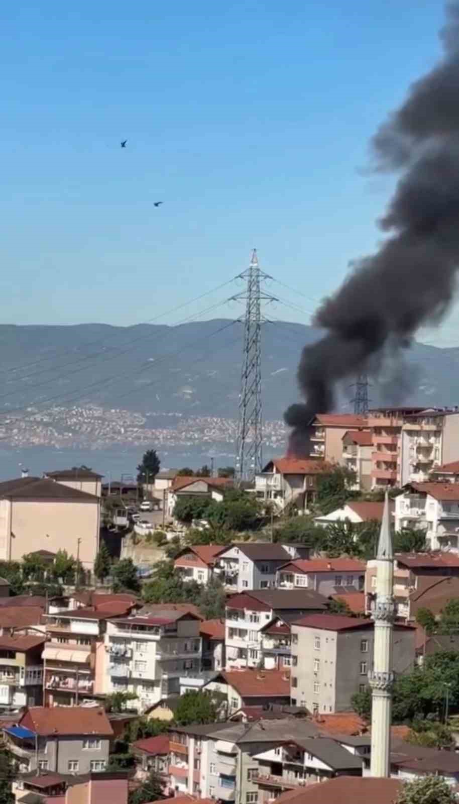 İzmit’te ev yangınında kundaklama şüphesi 10 izmitte ev yangininda kundaklama suphesi 6 FNqYXaSq