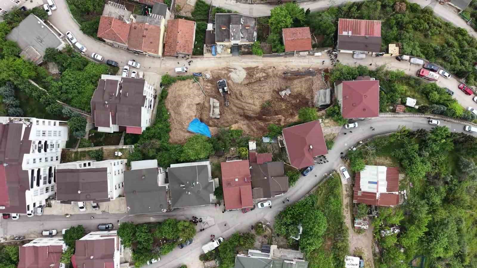 izmitte temel kazisi 56 kisiyi evinden etti 3