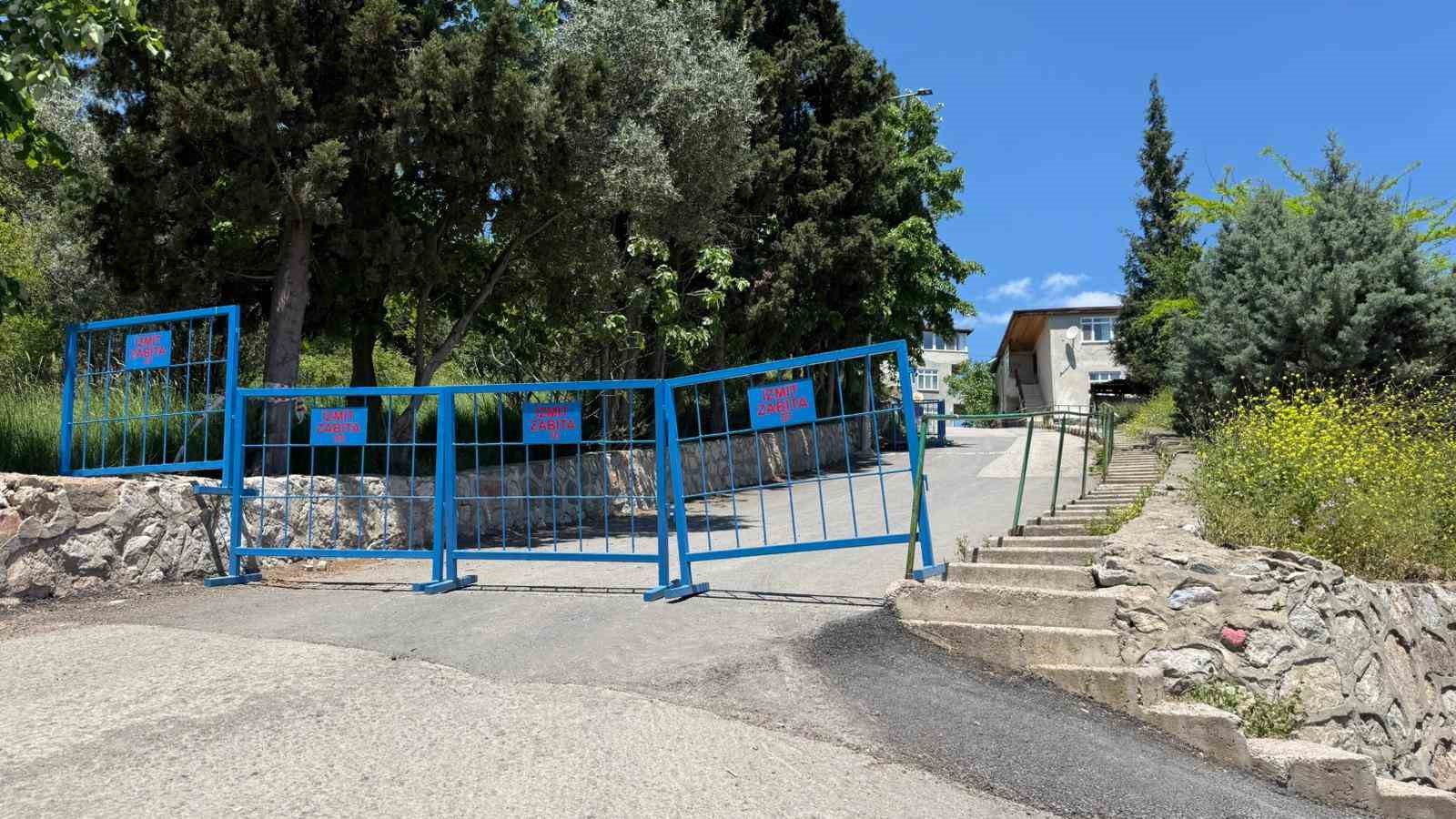 izmitte temel kazisi 56 kisiyi evinden etti 6
