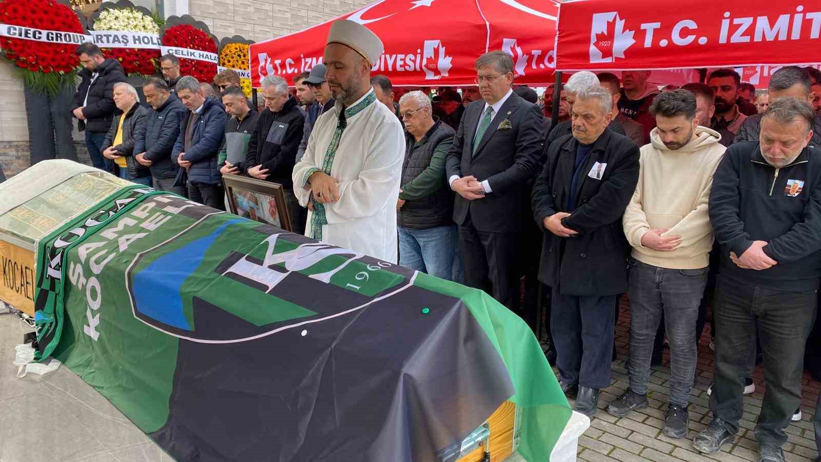 izmitteki silahli saldirida kahreden detaylar tek sucu orada olmak 7 SlBsTq6H