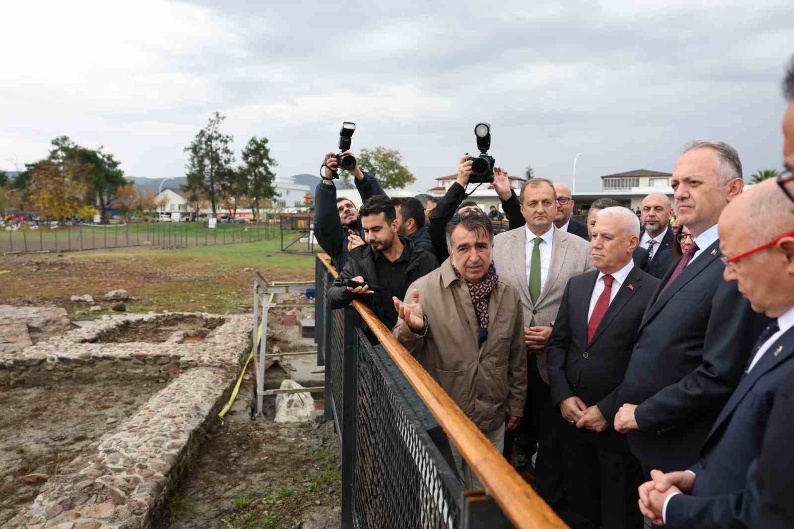 iznik bazilikasi ziyarete acildi 2 SRRkrHkX