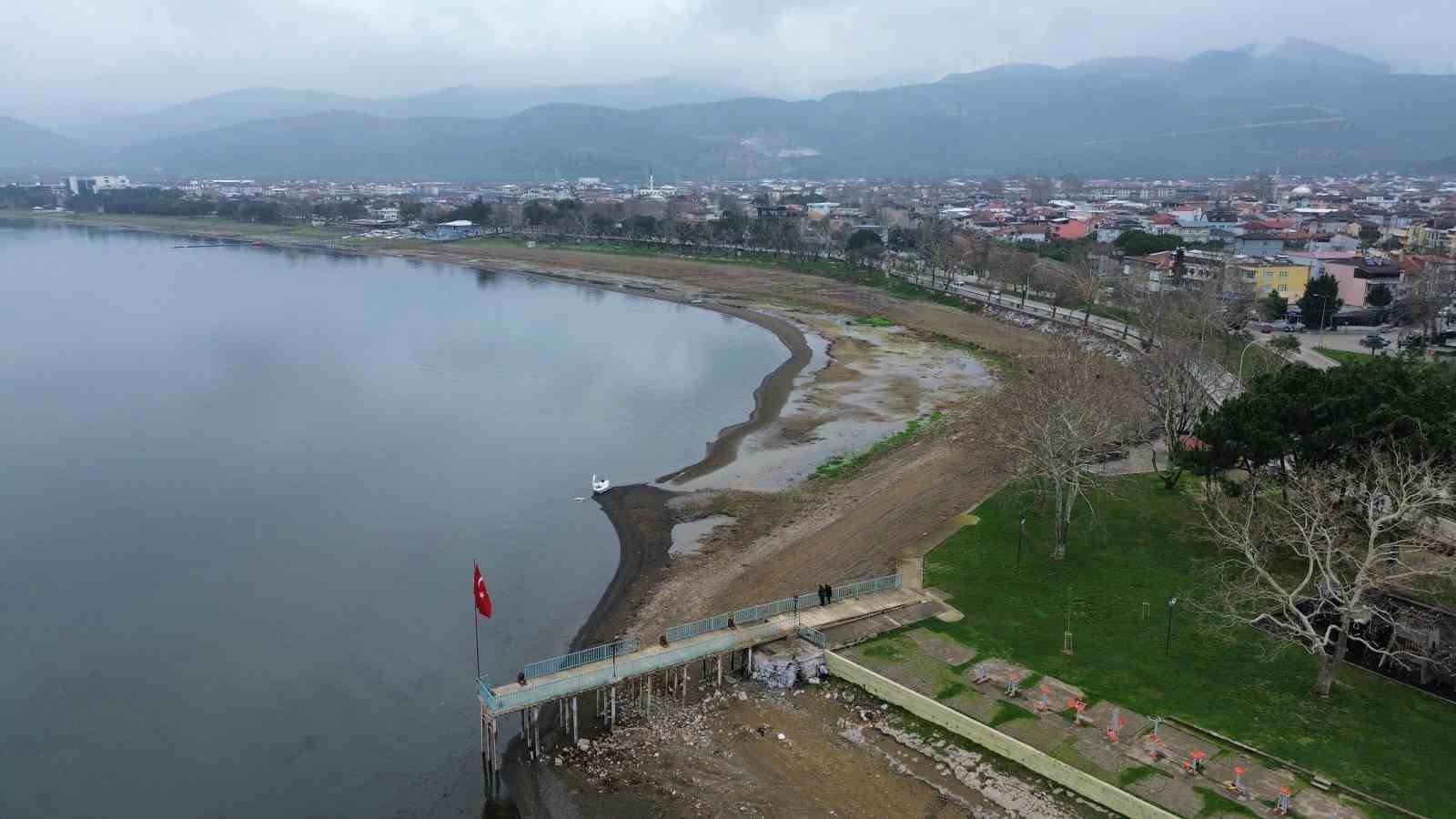 iznik golunde kuraklik alarmi yagislara ragmen cekilme suruyor 4 jhKErXaV