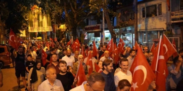 iznikliler-meydana-akin-etti-dBqlM7Y3.jpg