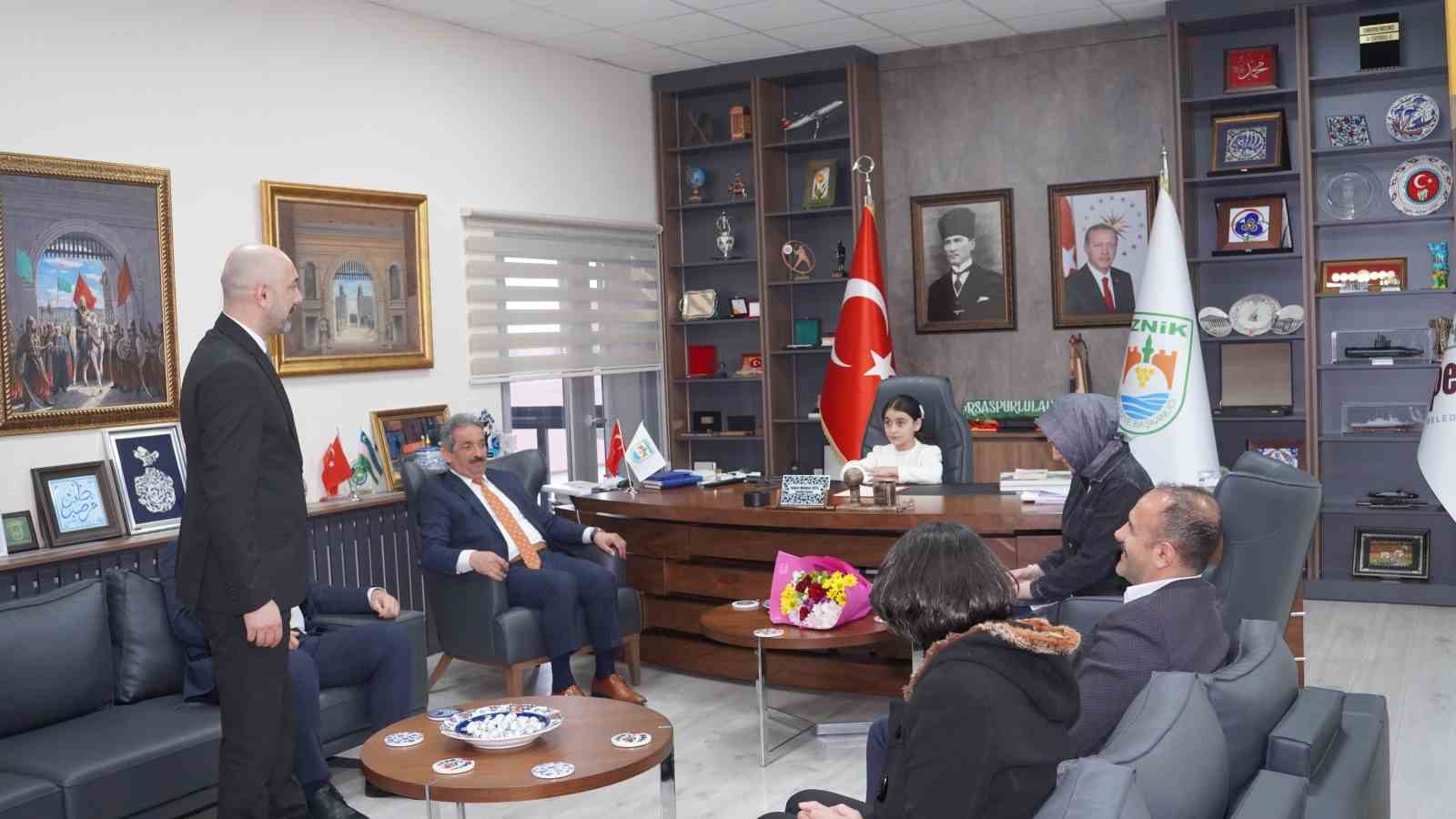 İznik’te 23 Nisan’ın başkanı Ada oldu 5 iznikte 23 nisanin baskani ada oldu 1 4WjnjTJ7