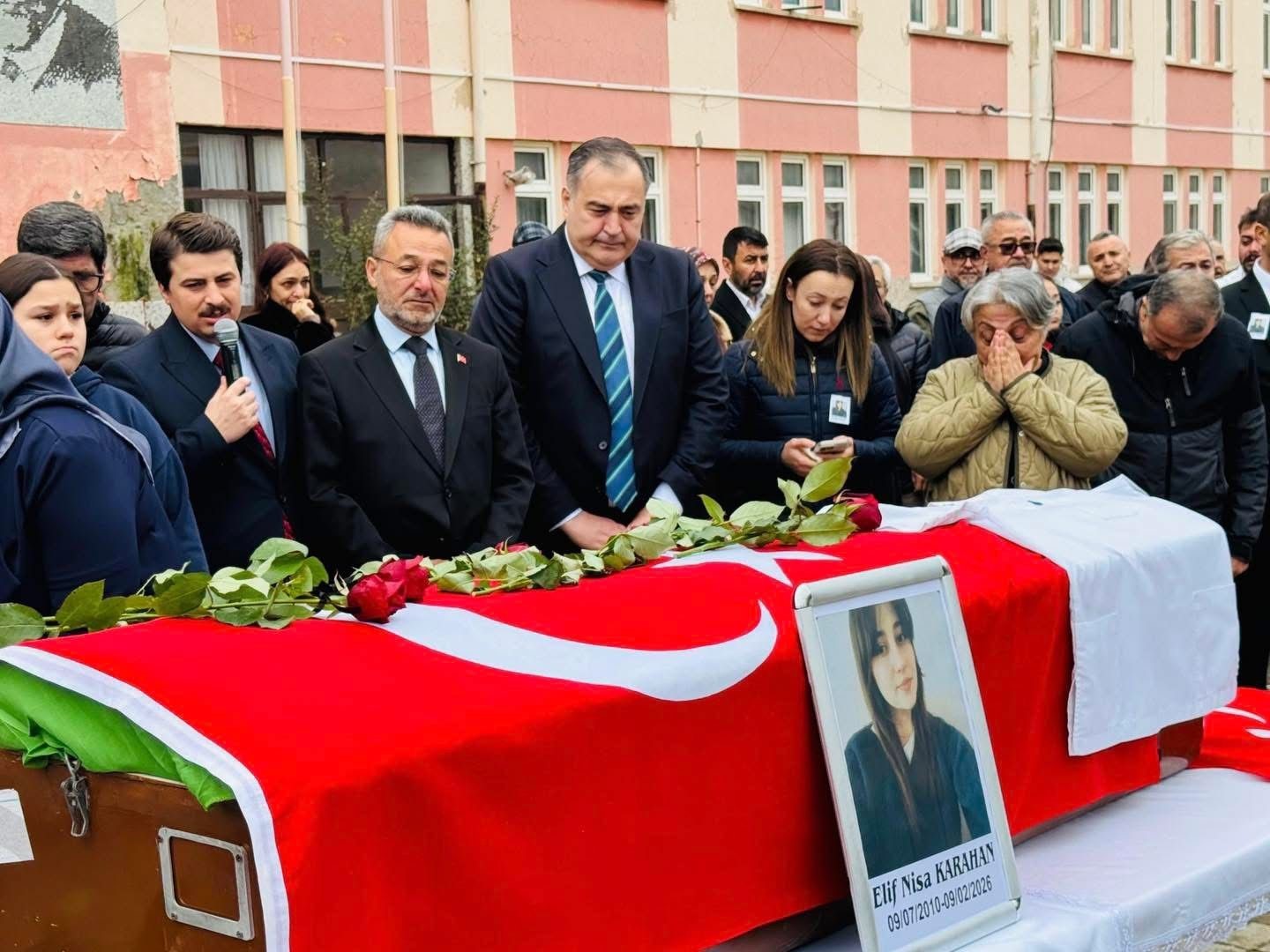 iznikte 5 gun onceki kazada yaralanan elif kurtarilamadi 0 HsHSUVUu