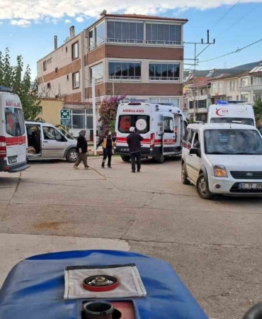 iznikte-8-isci-tavuklu-pilavdan-zehirlendi-AuxrHJGu.jpg
