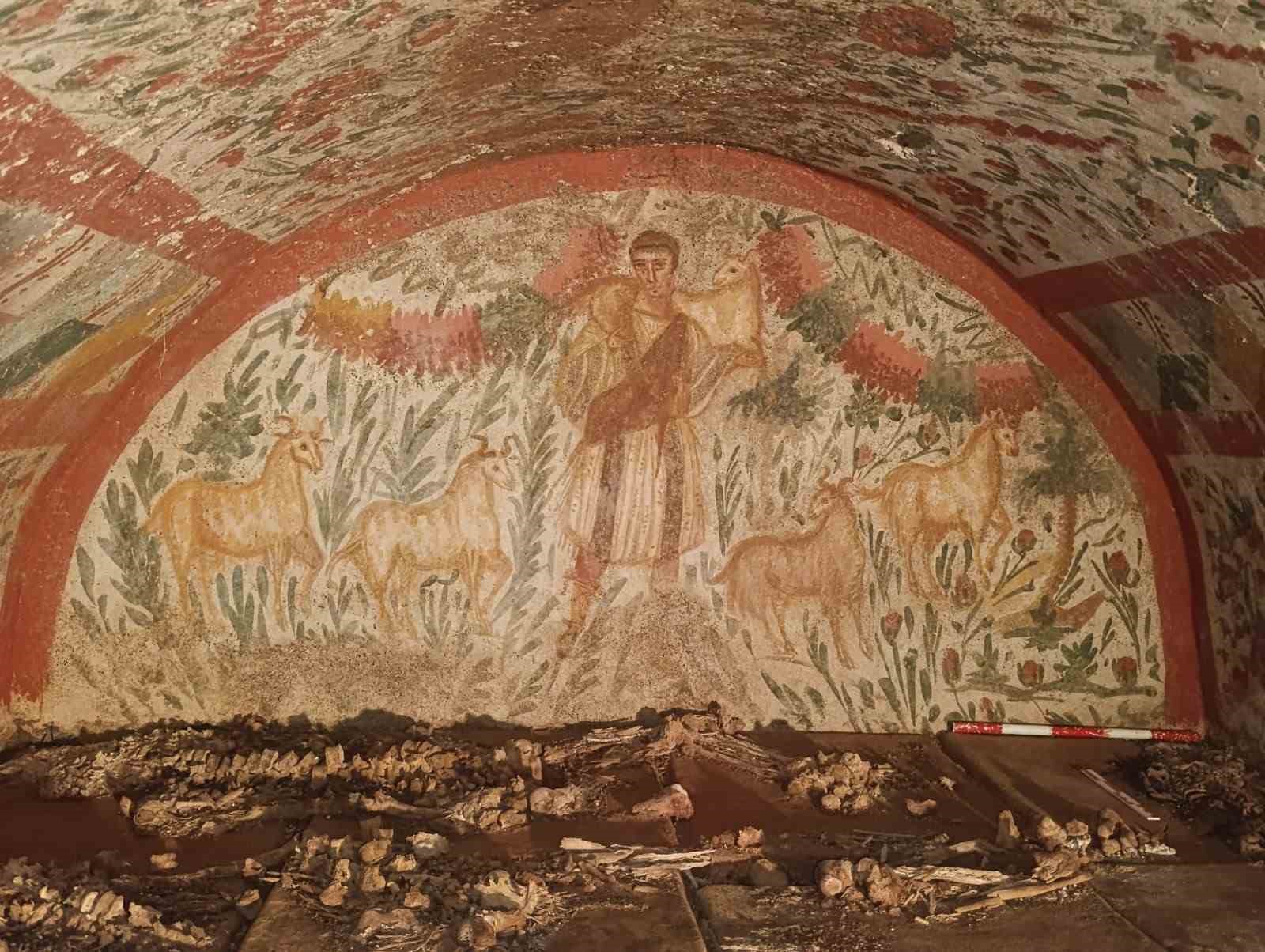 İznik’te erken Hristiyanlık dönemine ait benzersiz ’Çoban İsa’ figürü ortaya çıkarıldı 5 iznikte erken hristiyanlik donemine ait benzersiz coban isa figuru ortaya cikarildi 1 eScPDtjC