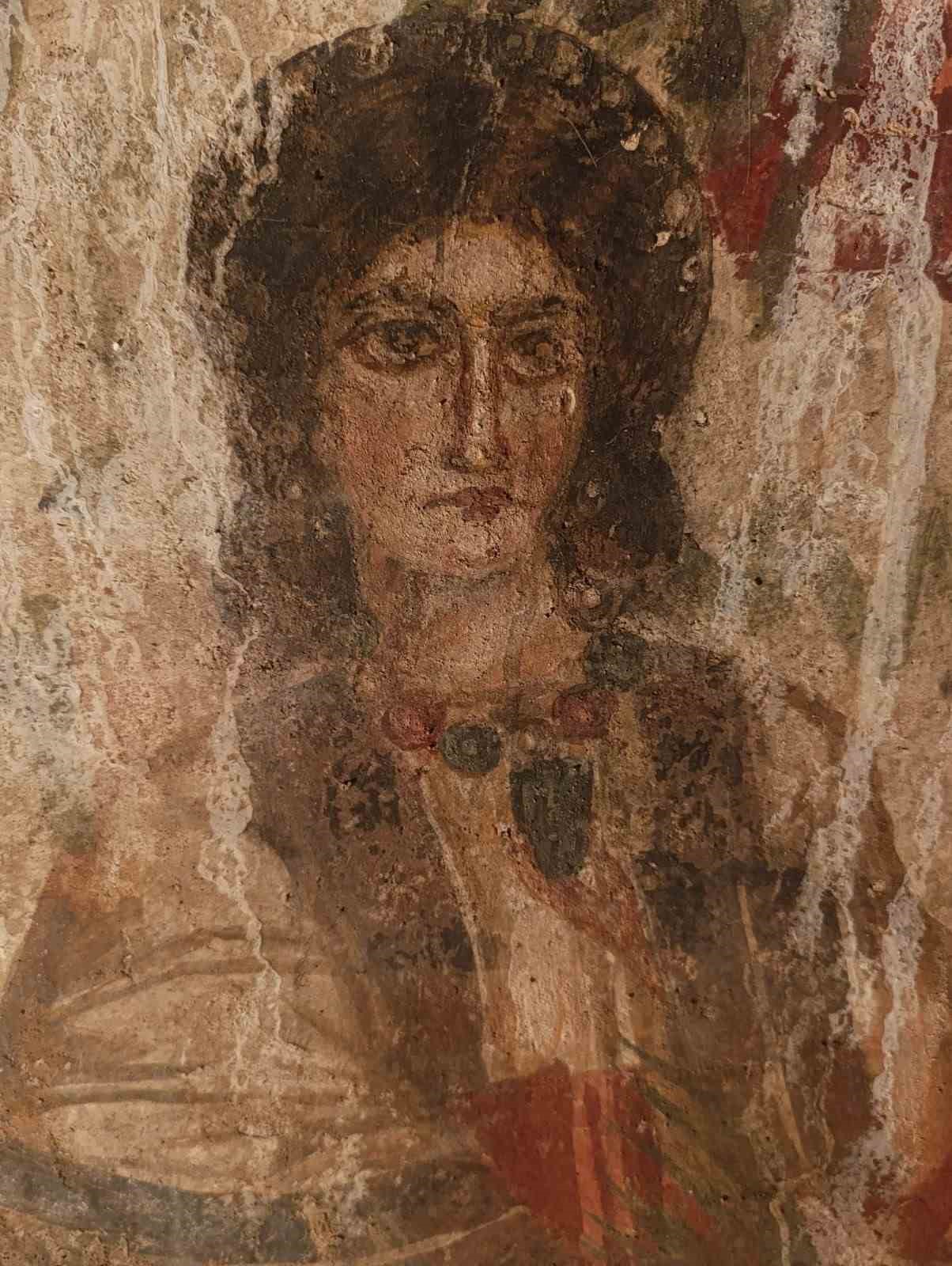 İznik’te erken Hristiyanlık dönemine ait benzersiz ’Çoban İsa’ figürü ortaya çıkarıldı 8 iznikte erken hristiyanlik donemine ait benzersiz coban isa figuru ortaya cikarildi 4 8Jn7y4ee
