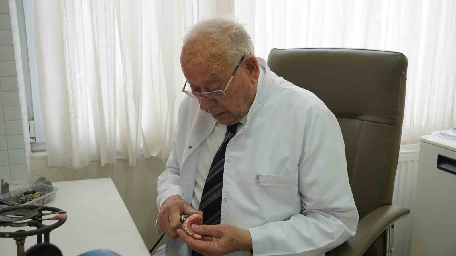iznikte gecen 61 yillik hekimligin hik yesi 3 M7l9FHic