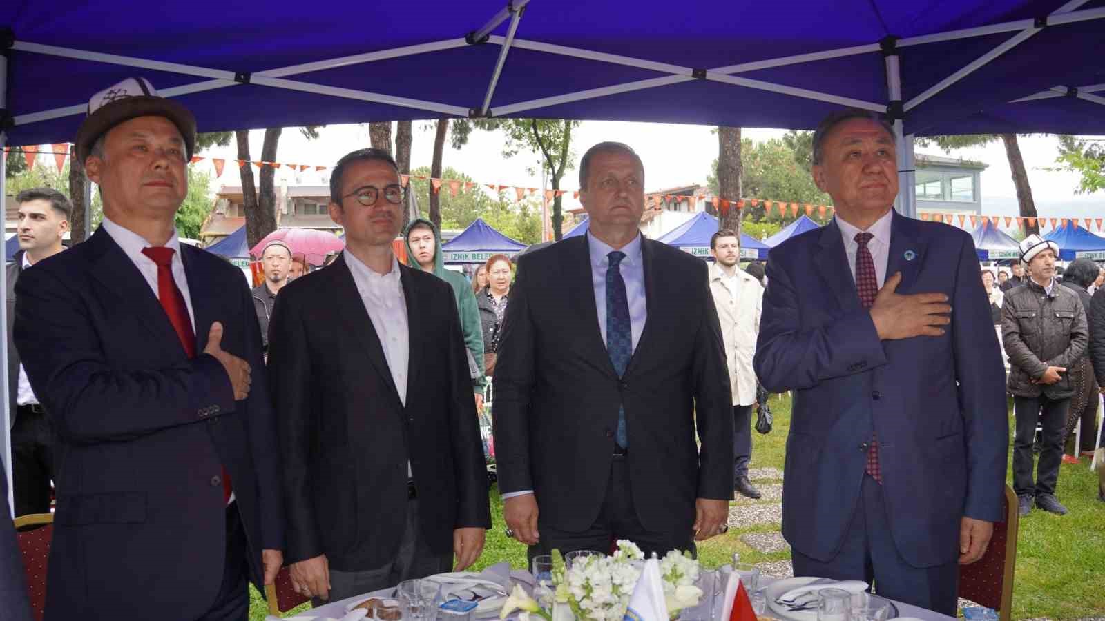 iznikte kirgiz senliklerine yogun ilgi 4 W4wmRtbt