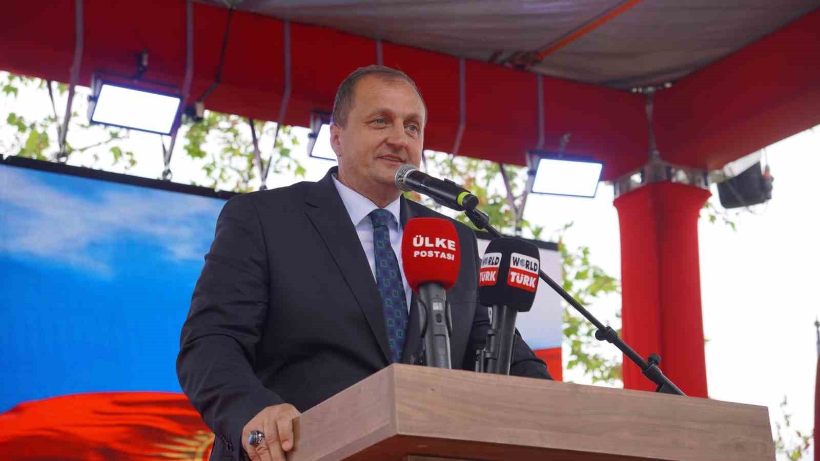 iznikte kirgiz senliklerine yogun ilgi 5 PW2wERHp