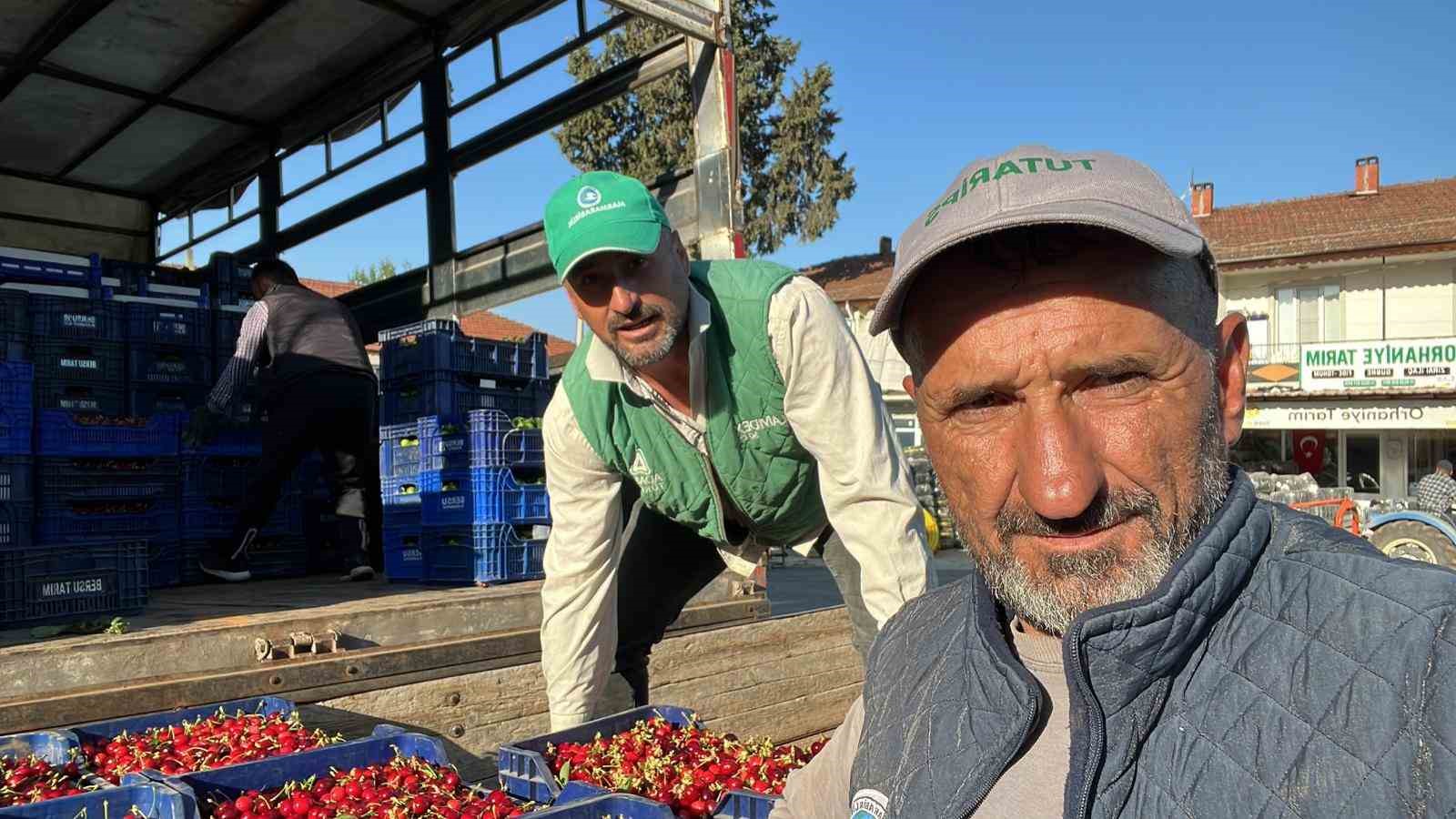 iznikte mevsimin ilk karabodur kirazi hasadi basladi 0 XkRtpc5d