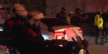 iznikte-papa-alarmi-2-bin-300-polis-gorev-yapacak-DEUpZlHb.jpg