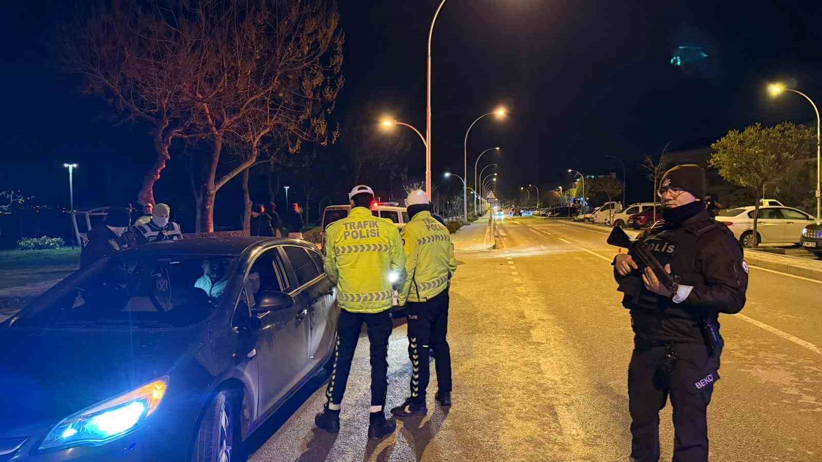 iznikte yilbasi gecesi huzur ve guven uygulamasi 5 hVeRhRT5