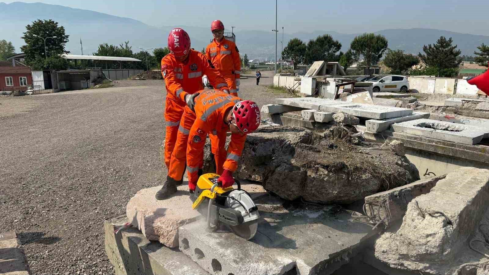 jak timleri egitimlerine araliksiz devam ediyor 3 TXRN6usy