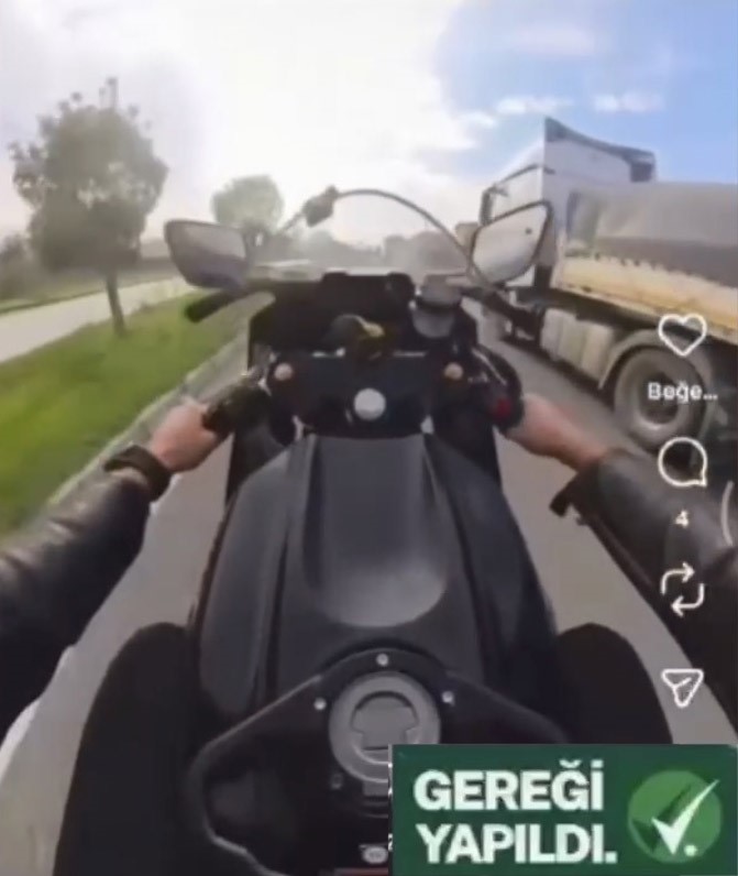 Jandarma çevirmesinden kaçtığı anları sosyal medyada paylaştı, kısa sürede yakalandı 6 jandarma cevirmesinden kactigi anlari sosyal medyada paylasti kisa surede yakalandi 2 UzjCWflF