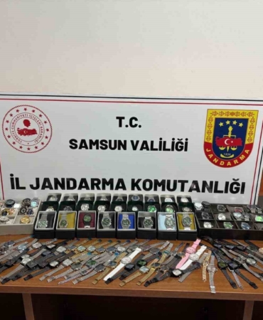 jandarma-ekiplerinden-kacak-saat-operasyonu-IXKTnCJx.jpg