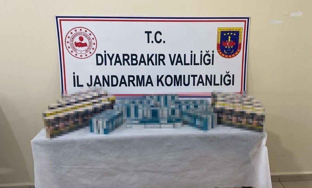 jandarma ekiplerinden silah ve kacakcilik operasyonu 1 D1KQ7v7u