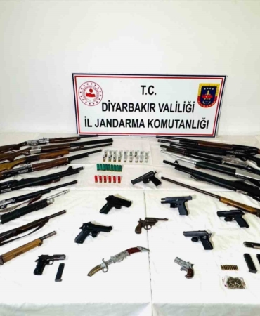 jandarma-ekiplerinden-silah-ve-kacakcilik-operasyonu-Aze5f1vE.jpg