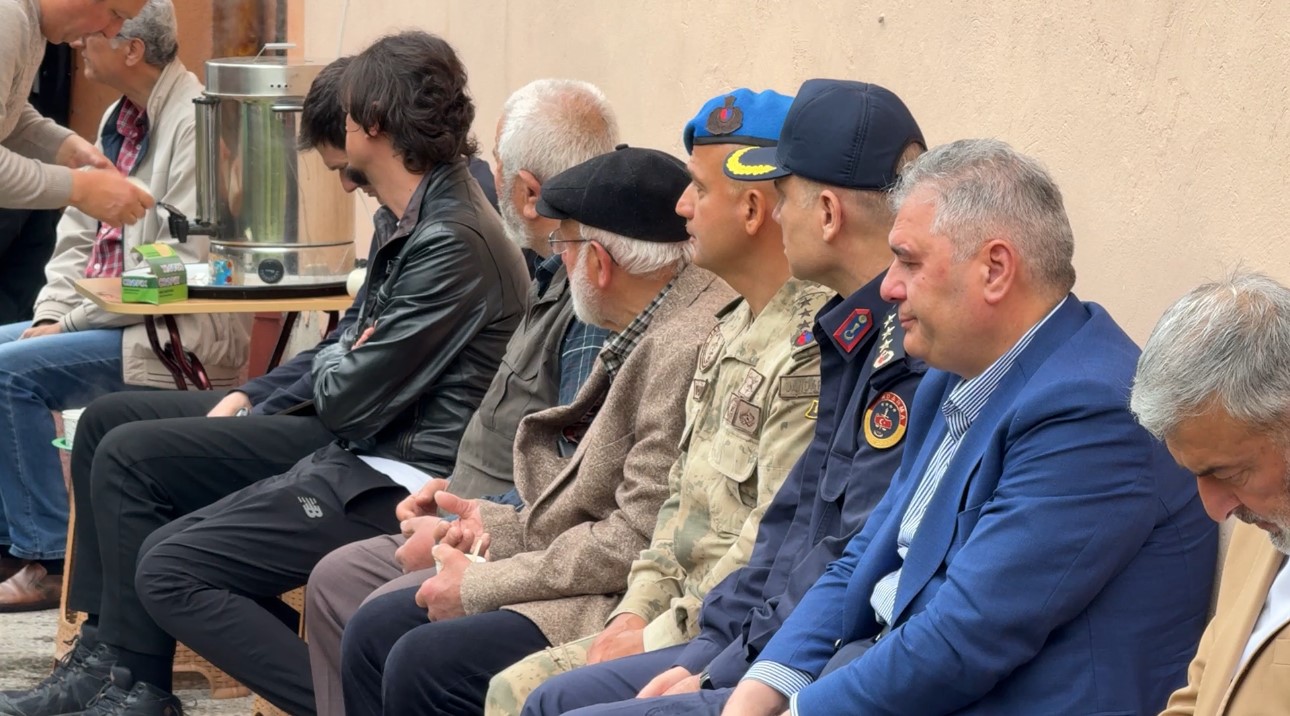 jandarma genel komutani cardakcinin aci gunu 1 gvkXvPTf