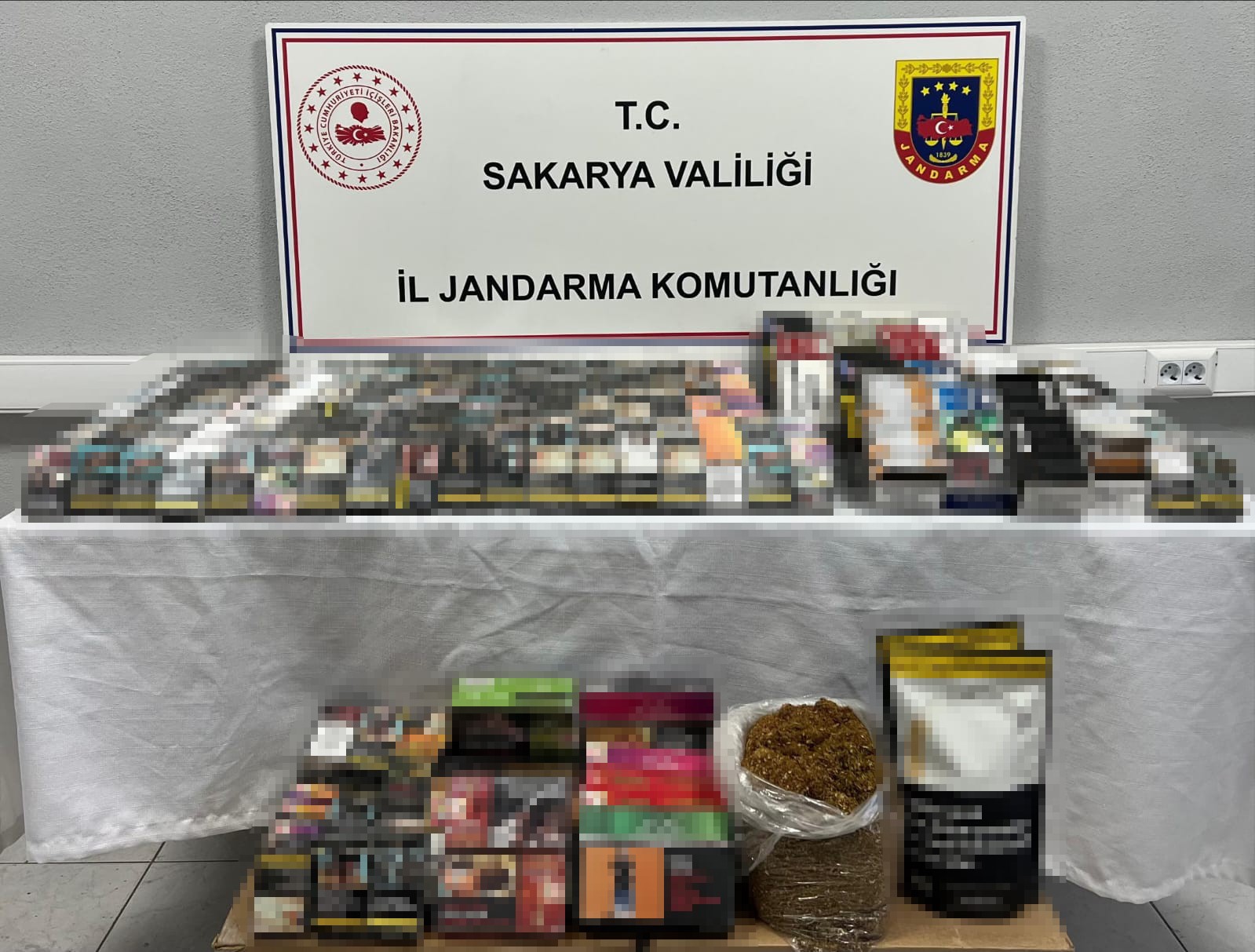 jandarma kacakciliga gecit vermiyor 4 ilcede 6 gozalti 1 9vRvrTHJ