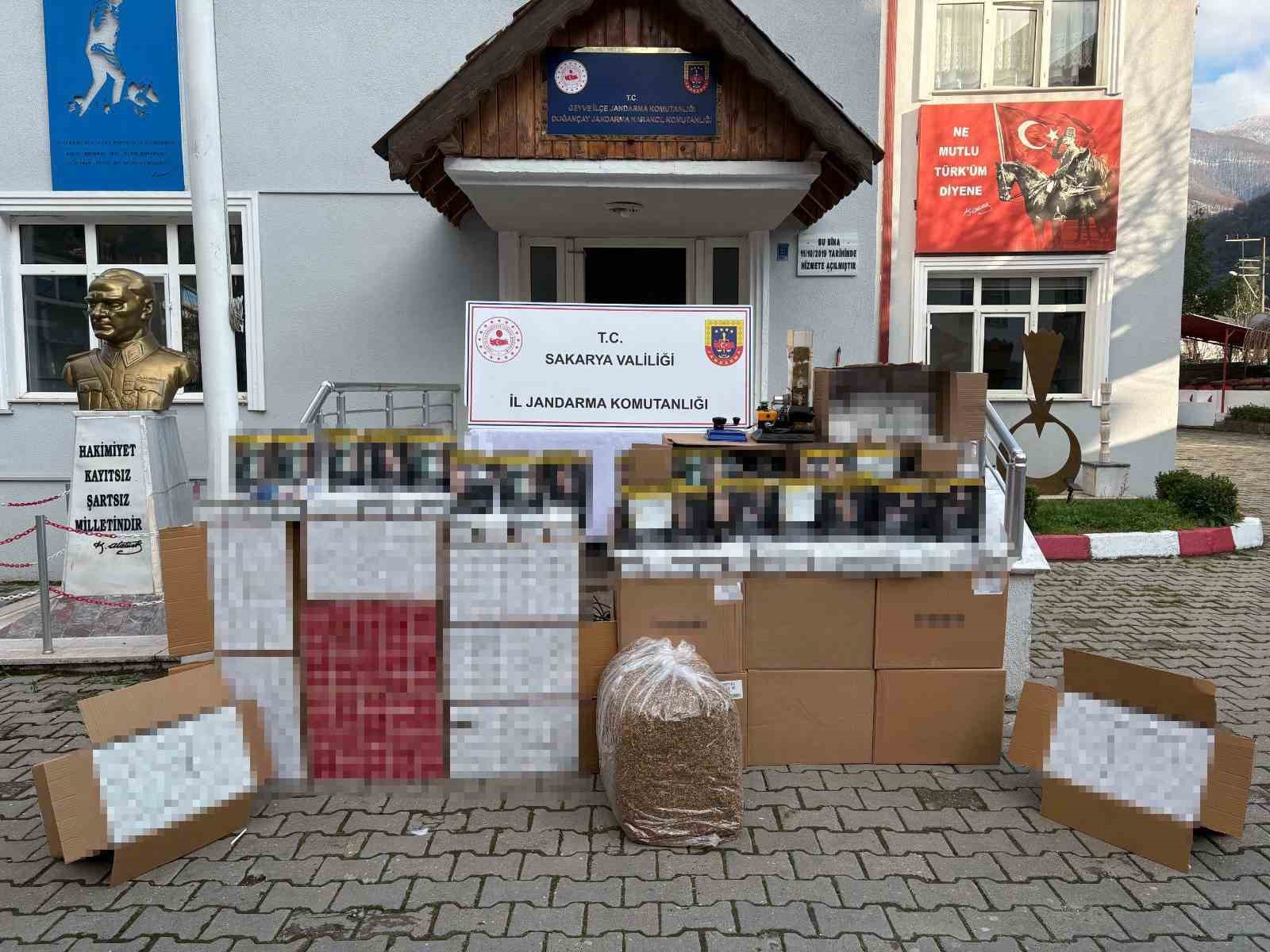 jandarma kacakciliga gecit vermiyor 4 ilcede 6 gozalti 2 b49pbzMD