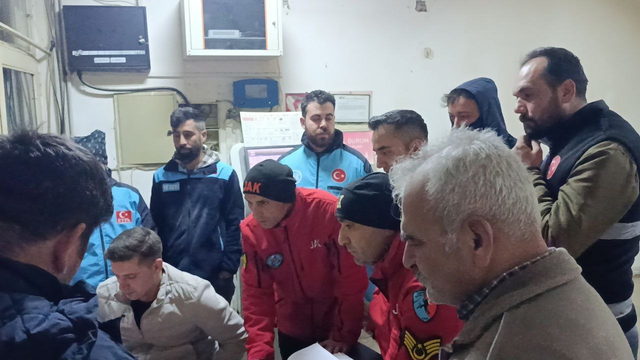 jandarma kayip kadini telefonla ulasarak buldu 2 1kGpX5rI