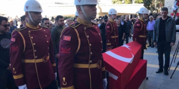 jandarma-kom-daire-baskani-tuggeneral-aksit-memleketinde-son-yolculuguna-ugurlandi-Hvr1kXKC.jpg
