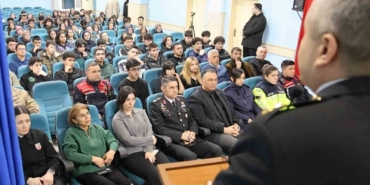 jandarma-sahil-guvenlik-akademisi-aksarayda-ogrencilere-tanitildi-ZEVApFOJ.jpg