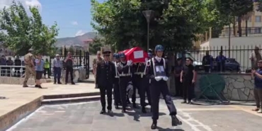 jandarma-uzman-cavus-selcuk-topaloglu-son-yolculuguna-ugurlandi-qPml3TRA.jpg