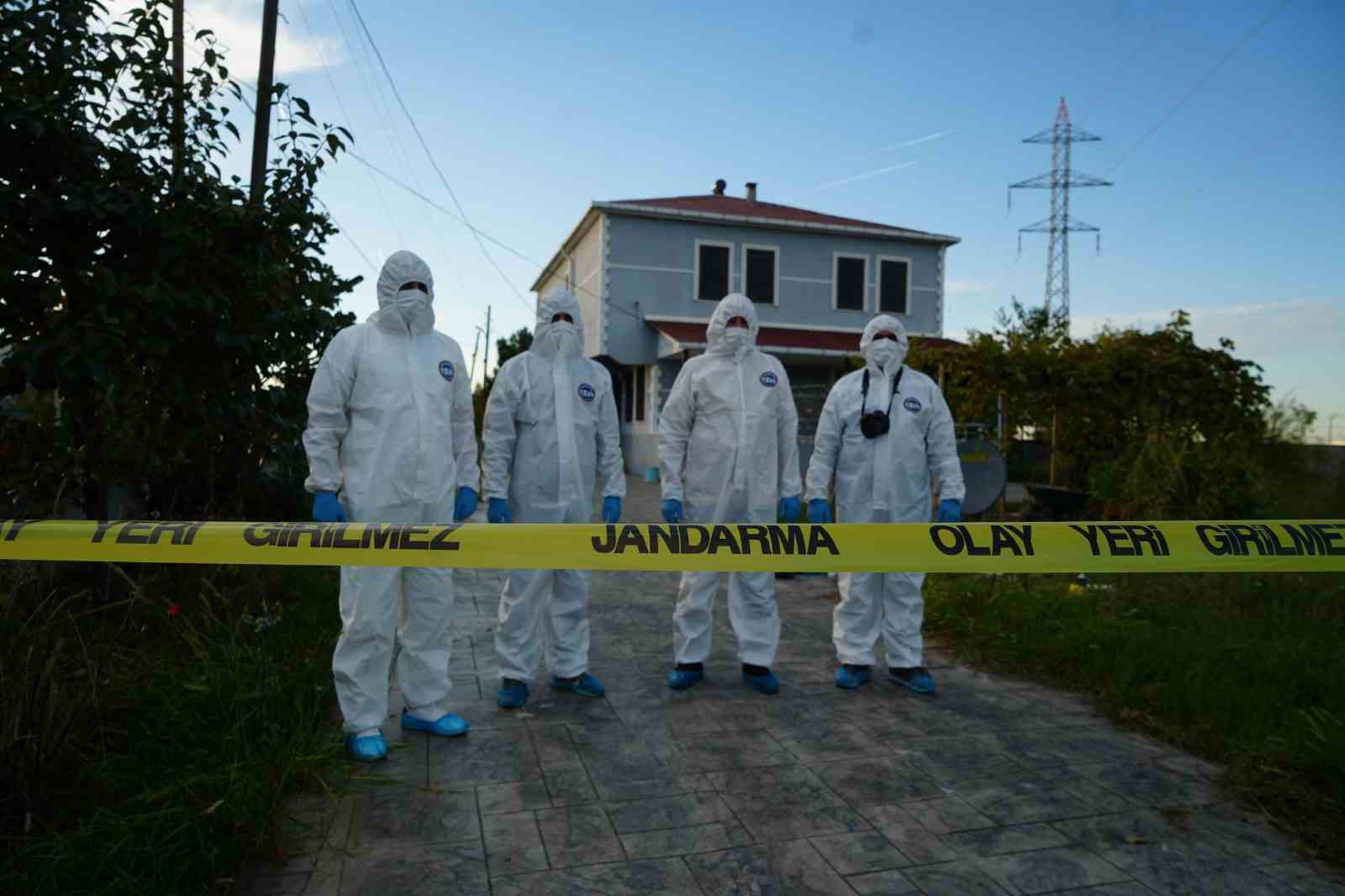 jandarma yerli parmak izi sistemi ile gecmis olaylari aydinlatiyor 1 Id9f9S1i