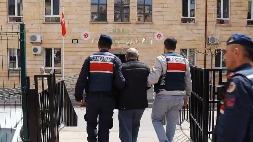 jandarmadan arac kiralama dolandiricilarina operasyon 55 milyon tllik vurgun ortaya cikti 1 MynjtPnZ