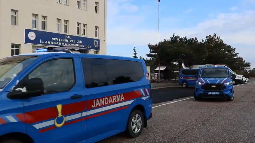 jandarmadan arac kiralama dolandiricilarina operasyon 55 milyon tllik vurgun ortaya cikti 3 rLVrTFml