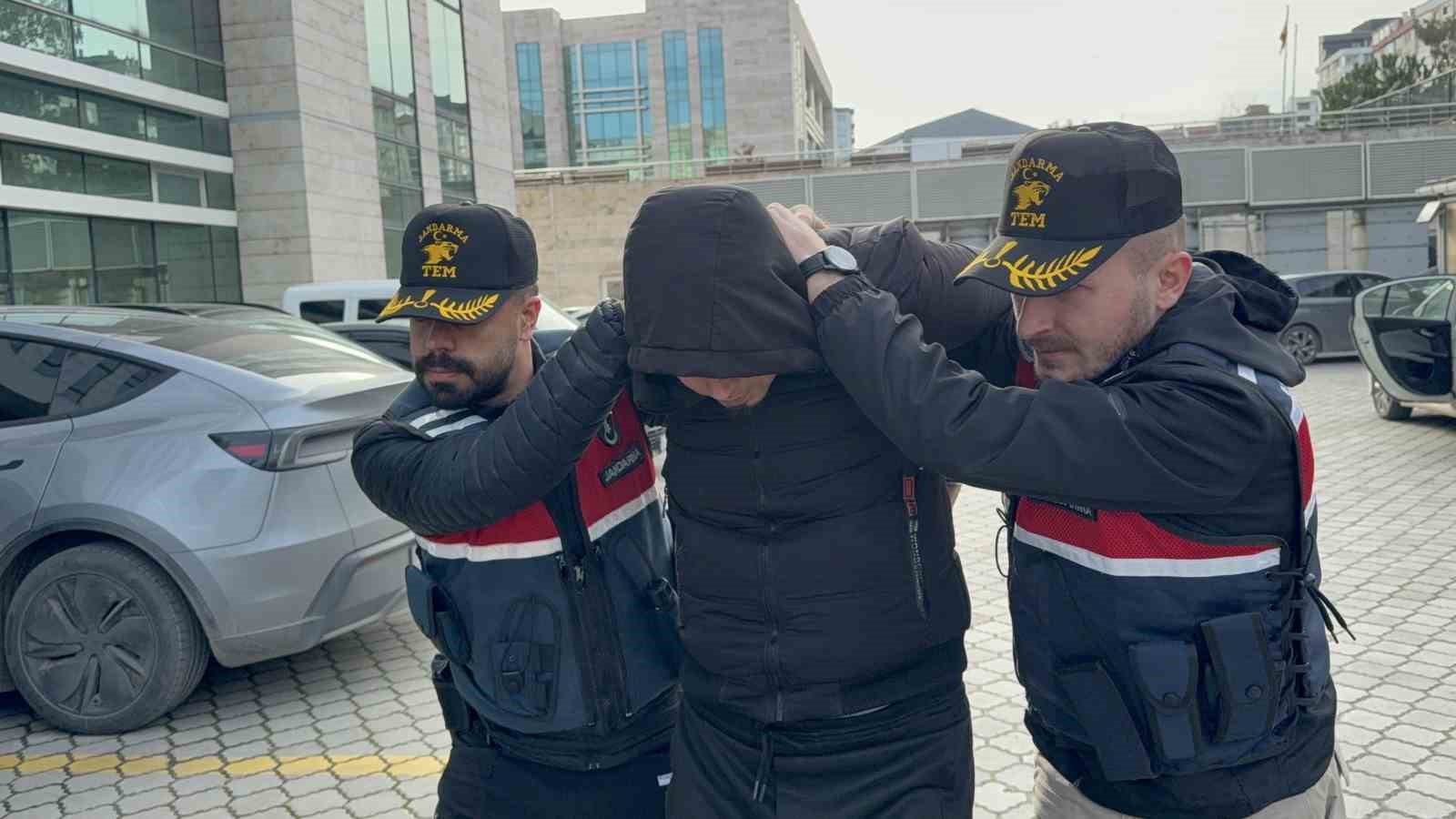 jandarmadan deas operasyonu 1 gozalti 1