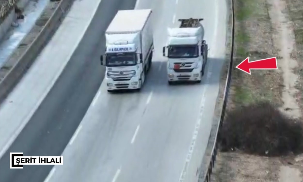 Jandarmadan dron destekli trafik denetimi: Bin 700 araca ceza 6 jandarmadan dron destekli trafik denetimi bin 700 araca ceza 2 t33XHFAN