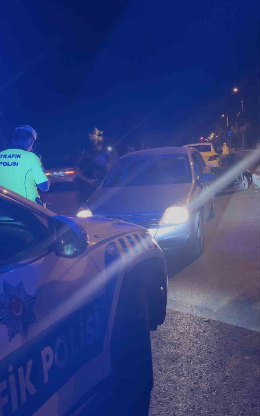 jandarmadan kacan surucuye arac sahibinden tepki devletten kacamazsin 1 1Tku7HgD